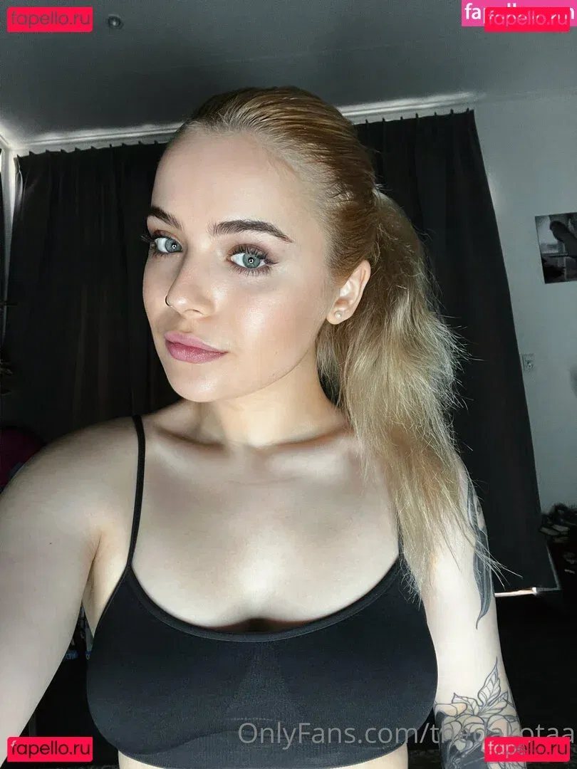 thedakotaa Onlyfans Photo Gallery 