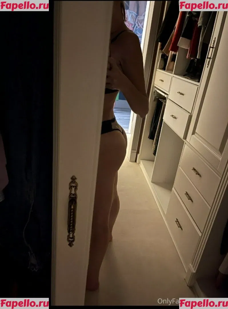 Lisarulit Onlyfans Photo Gallery 