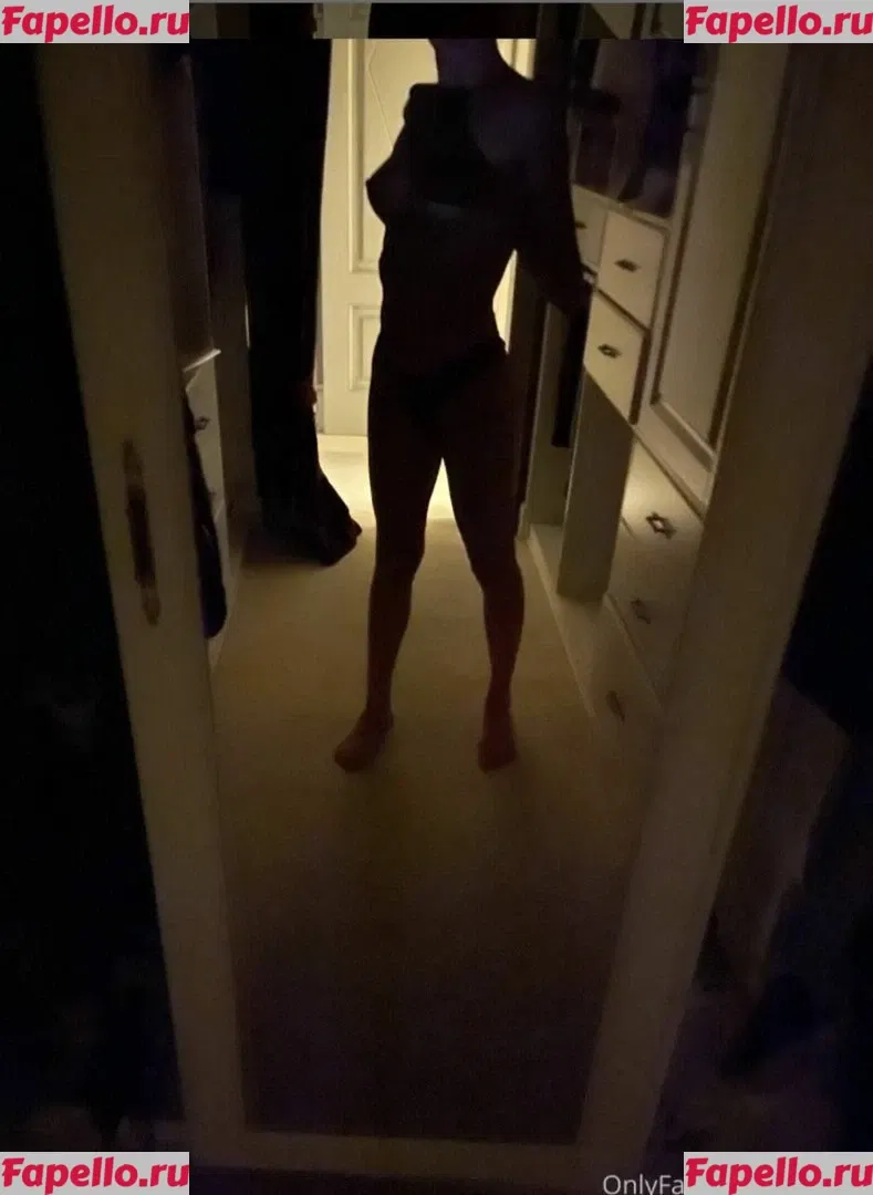 Lisarulit Onlyfans Photo Gallery 