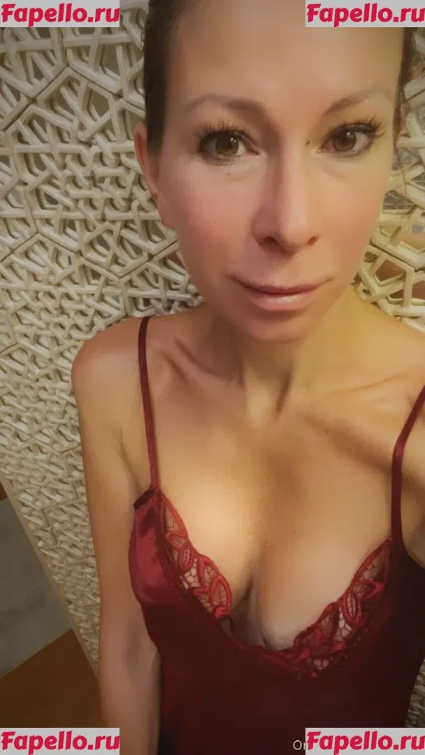 Lisarulit Onlyfans Photo Gallery 