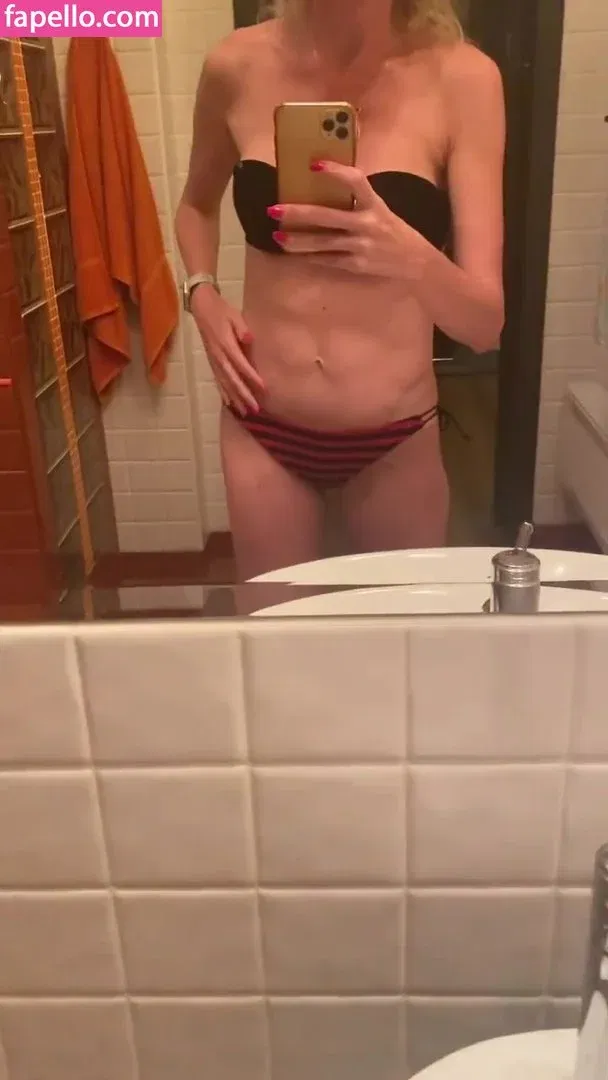 Lisarulit Onlyfans Photo Gallery 