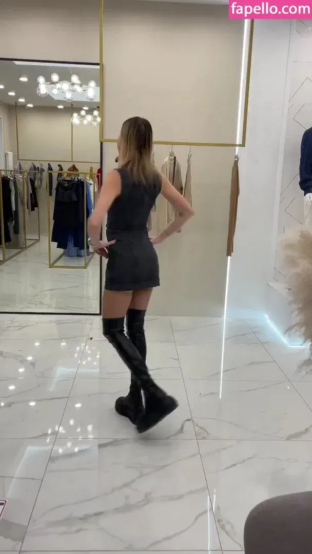 Lisarulit Onlyfans Photo Gallery 