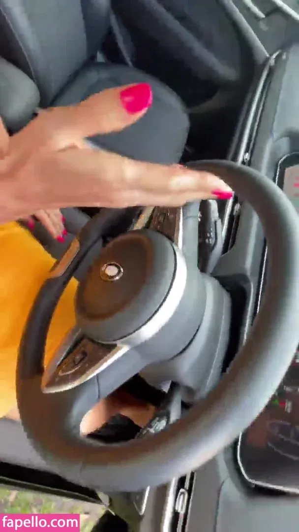 Lisarulit Onlyfans Photo Gallery 