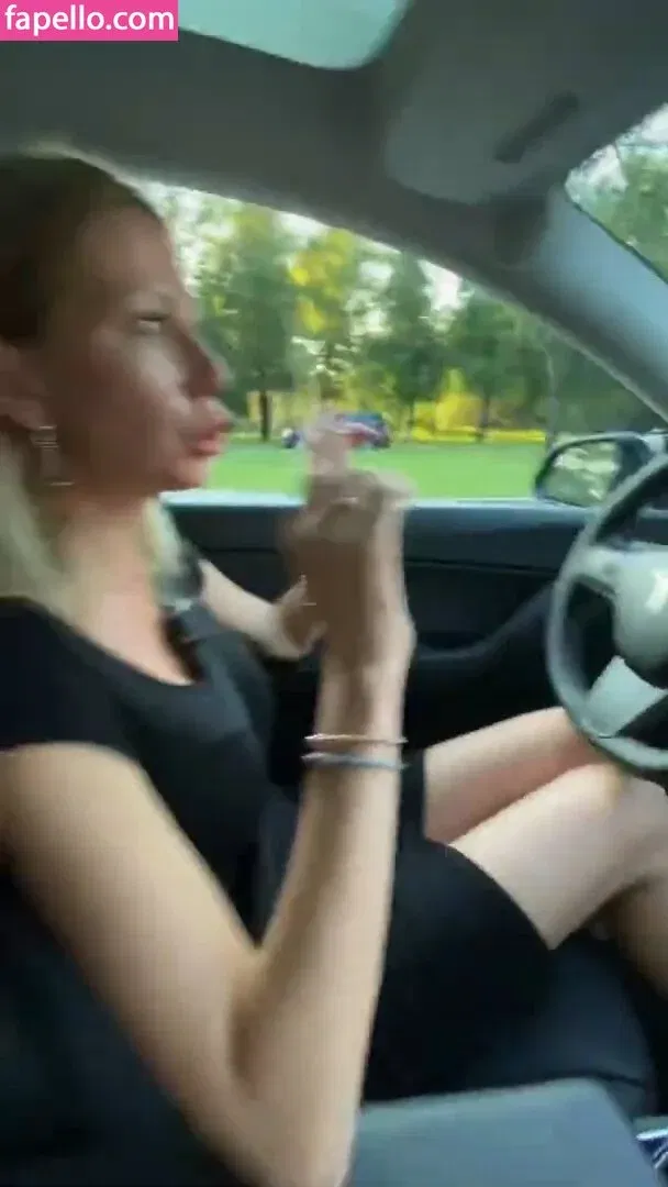 Lisarulit Onlyfans Photo Gallery 