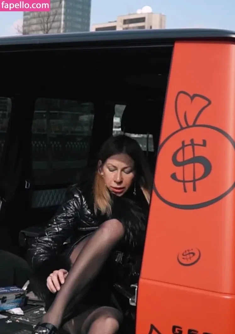 Lisarulit Onlyfans Photo Gallery 