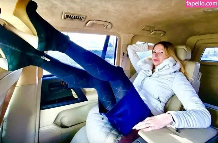 Lisarulit Onlyfans Photo Gallery 