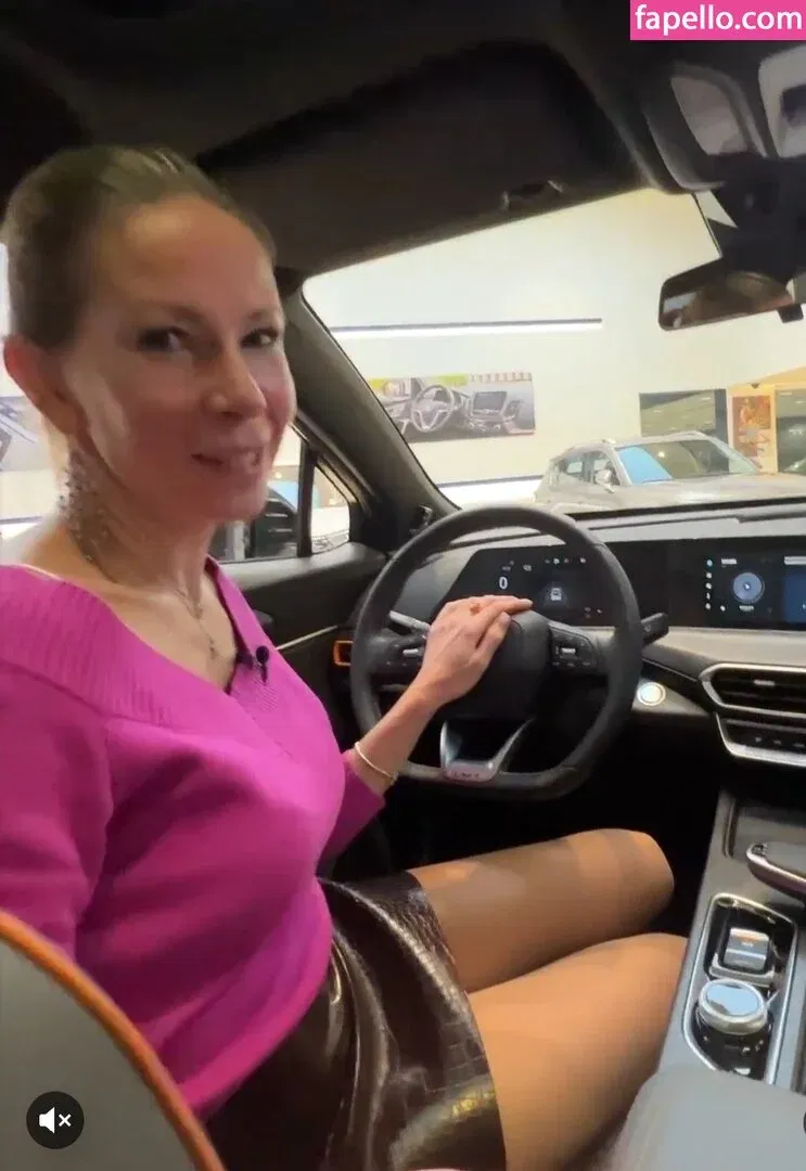 Lisarulit Onlyfans Photo Gallery 