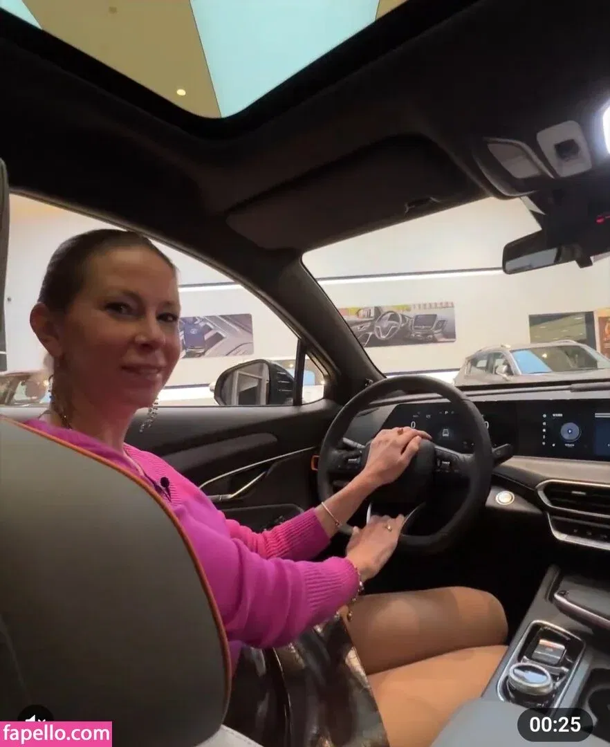 Lisarulit Onlyfans Photo Gallery 