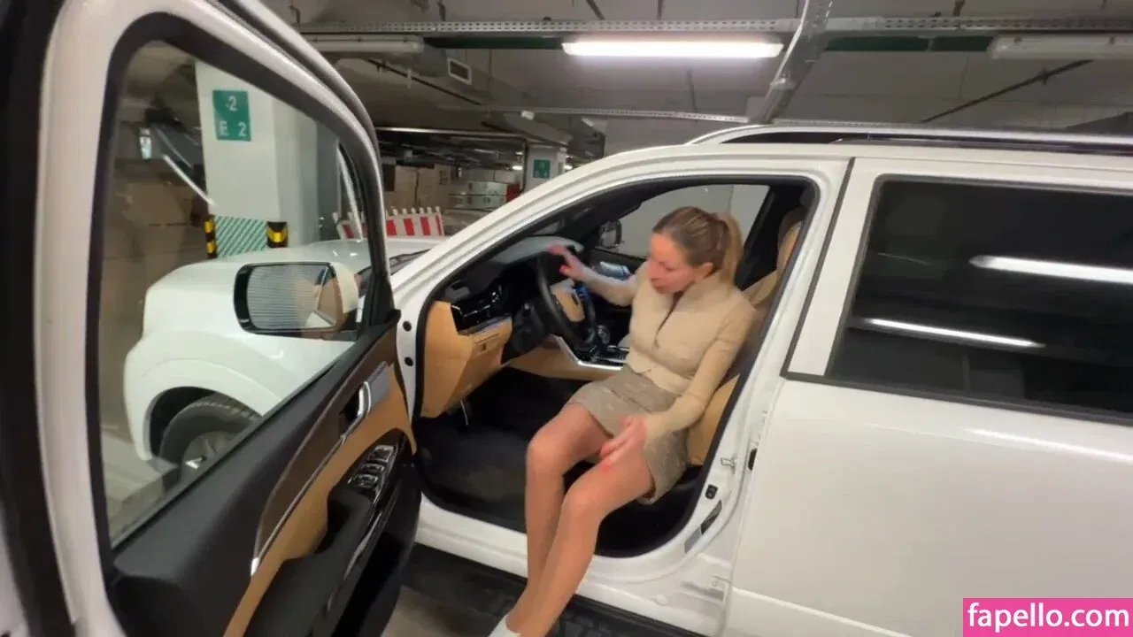 Lisarulit Onlyfans Photo Gallery 