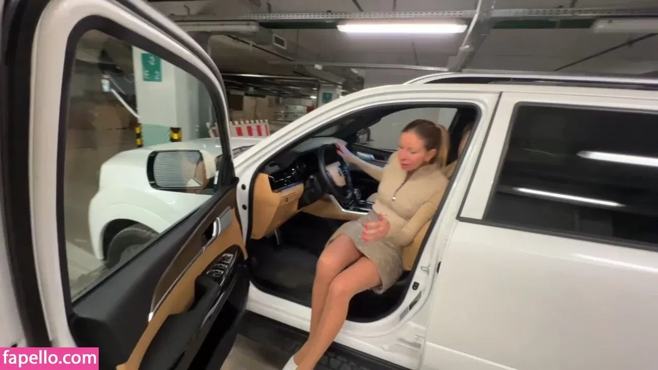 Lisarulit Onlyfans Photo Gallery 