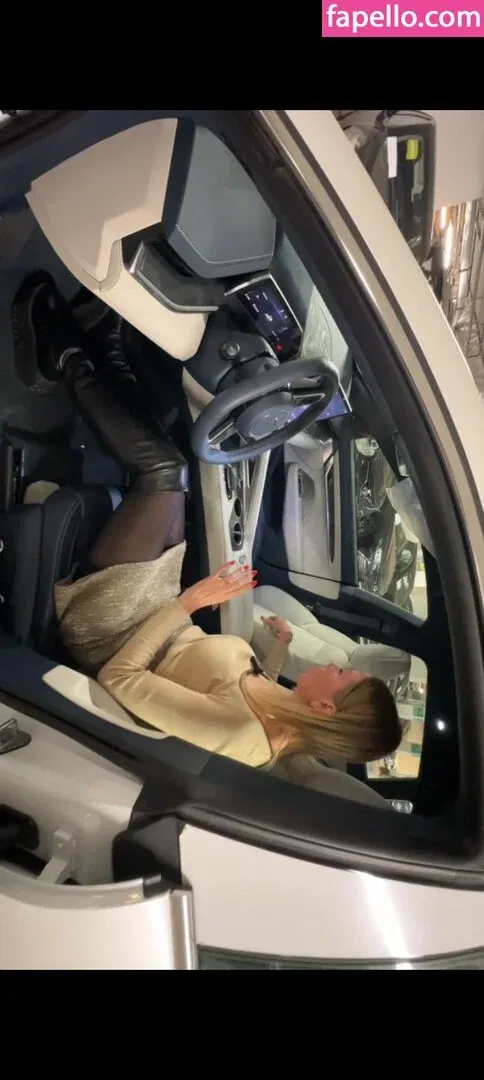 Lisarulit Onlyfans Photo Gallery 