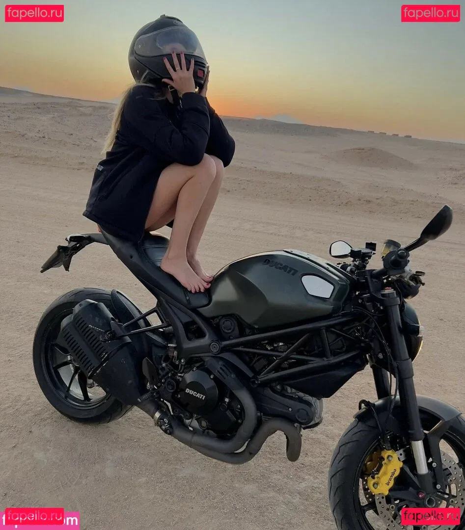 robinsoncrusoe Onlyfans Photo Gallery 