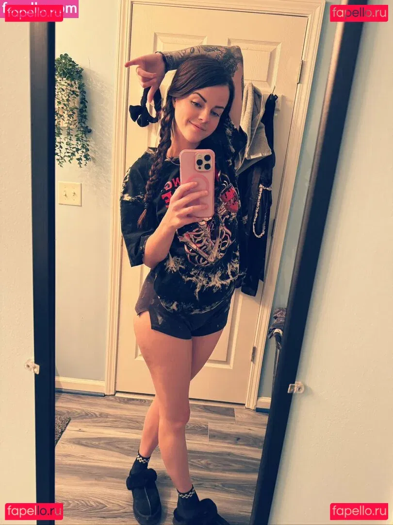 ItzKelllz Onlyfans Photo Gallery 