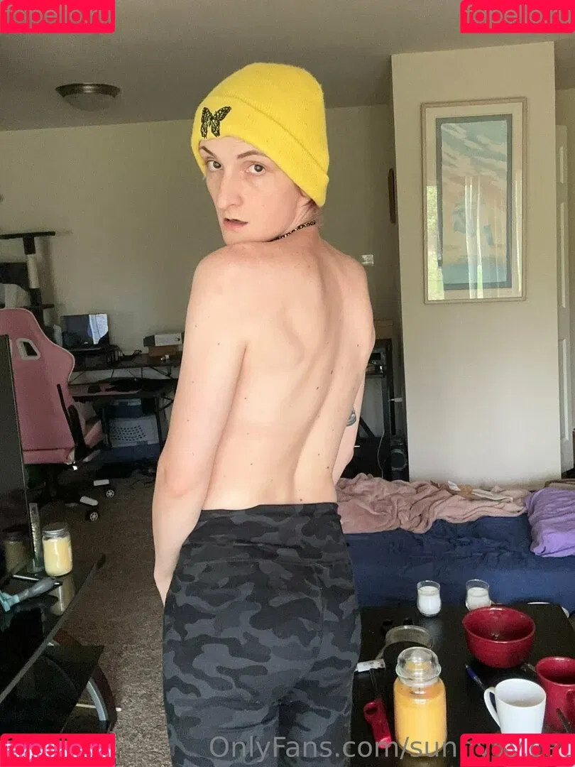 sunnyyy.cat Onlyfans Photo Gallery 