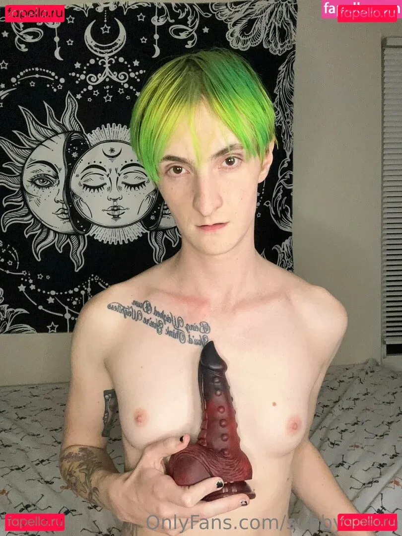 sunnyyy.cat Onlyfans Photo Gallery 