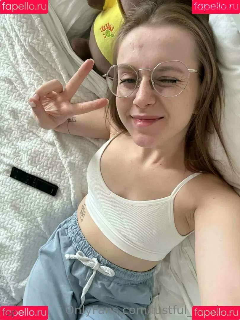lustful_modest Onlyfans Photo Gallery 