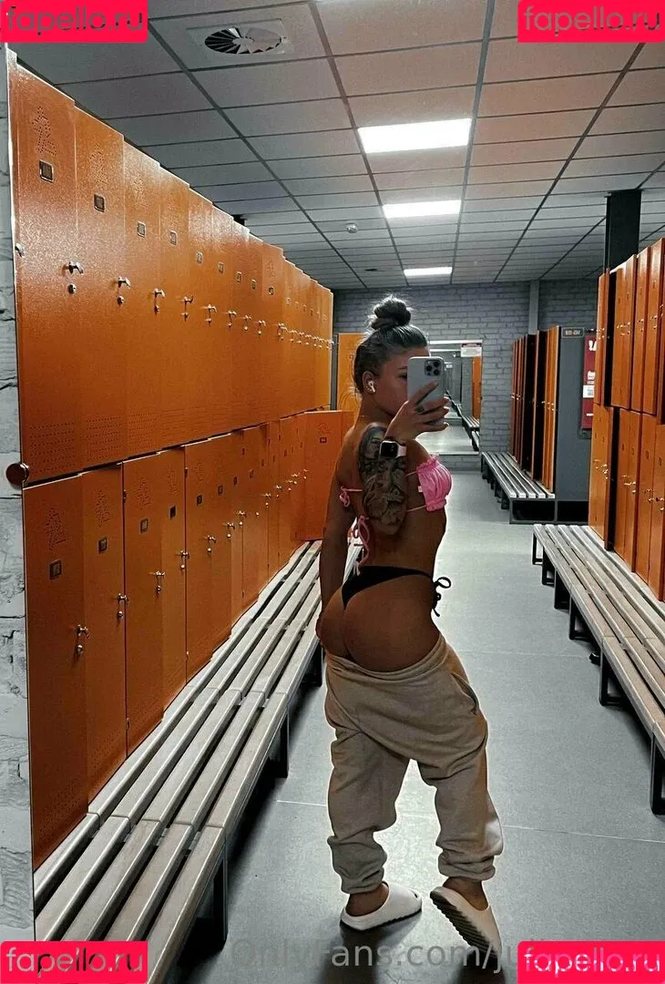 juliawind Onlyfans Photo Gallery 