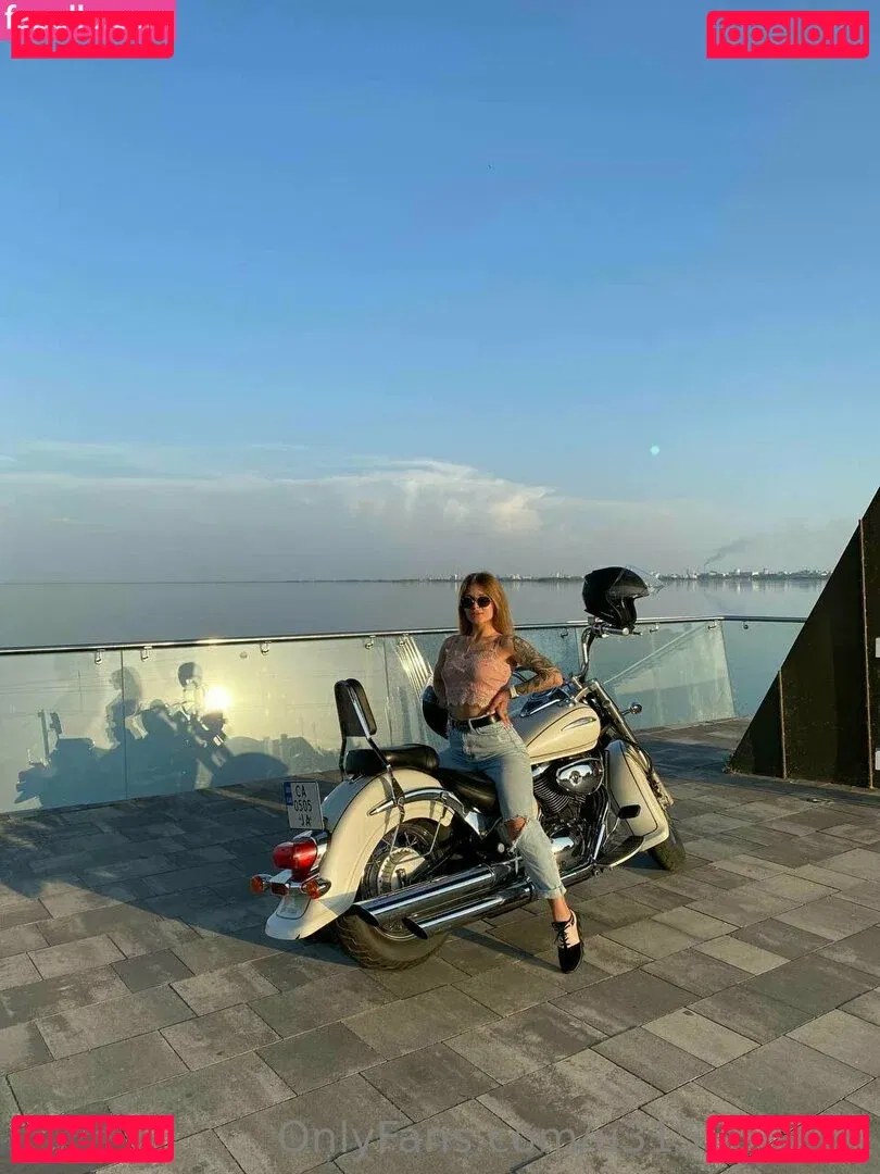 juliawind Onlyfans Photo Gallery 