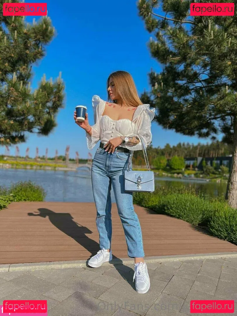 juliawind Onlyfans Photo Gallery 