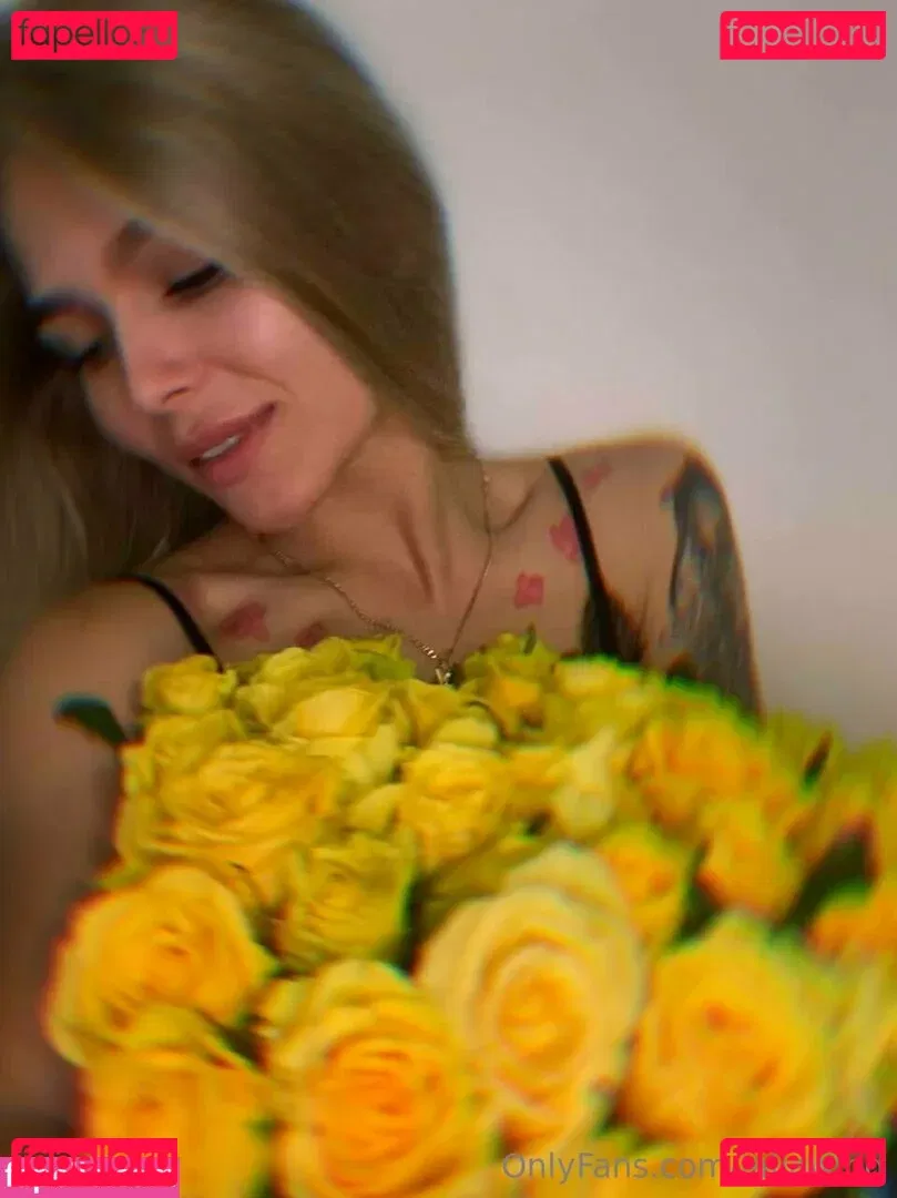 juliawind Onlyfans Photo Gallery 