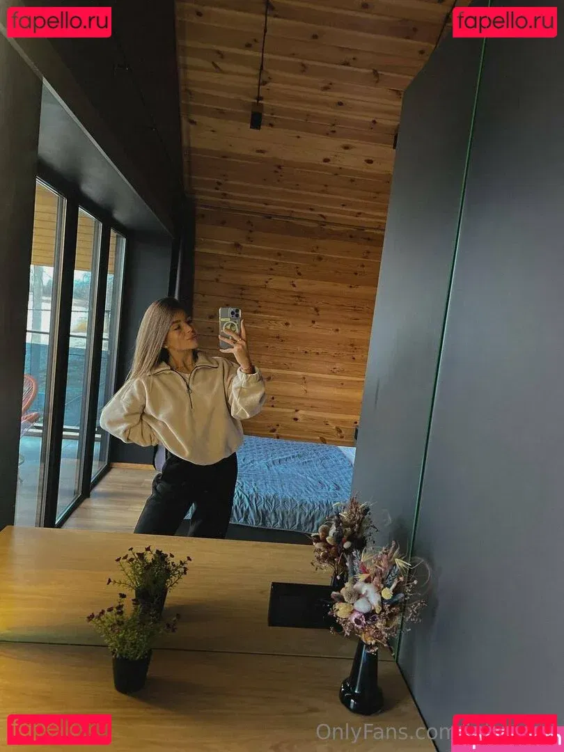 juliawind Onlyfans Photo Gallery 