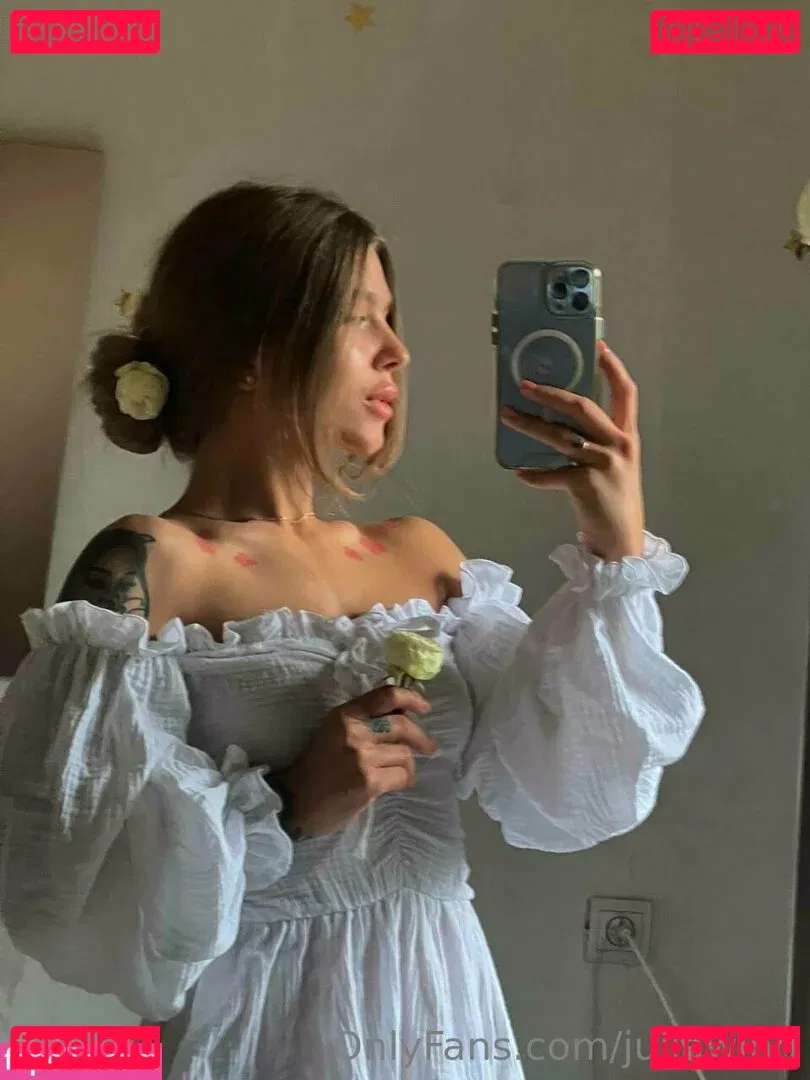 juliawind Onlyfans Photo Gallery 