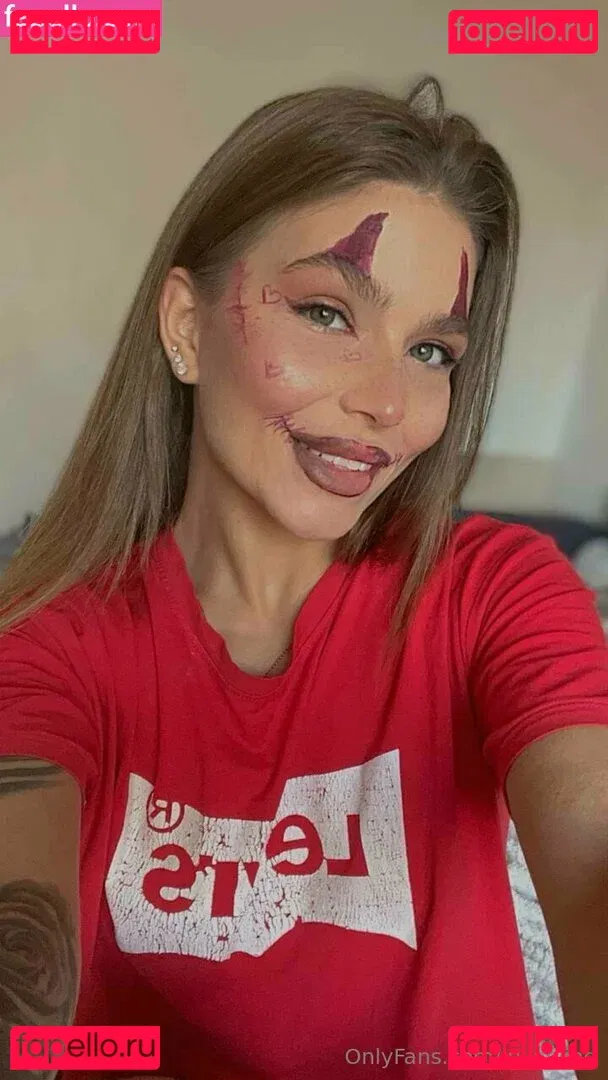 juliawind Onlyfans Photo Gallery 