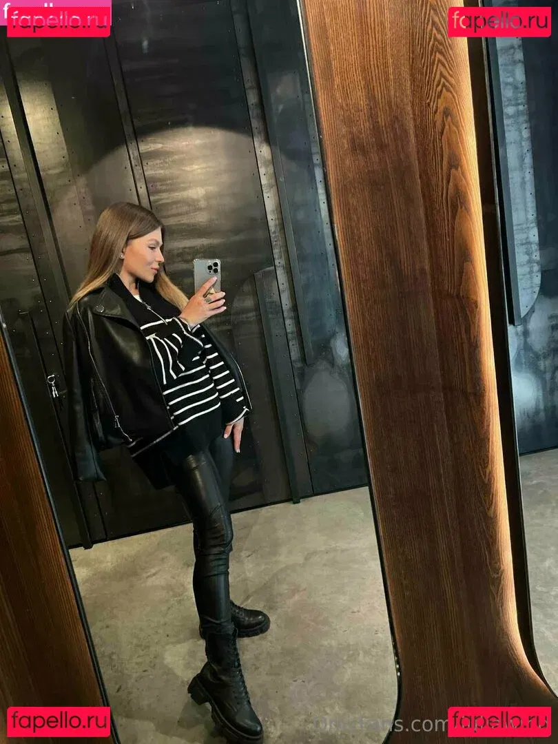 juliawind Onlyfans Photo Gallery 