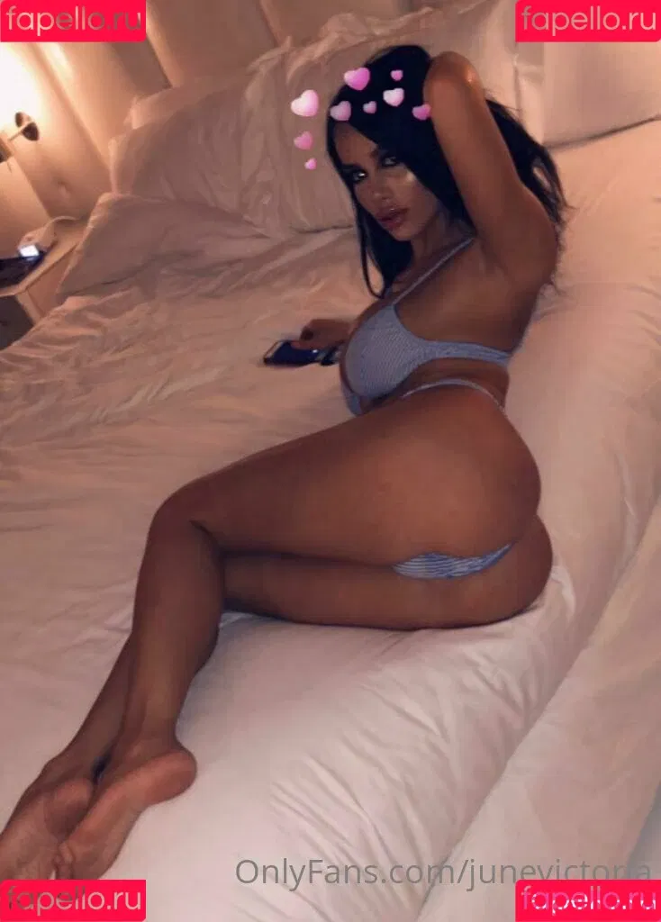 junevictoria Onlyfans Photo Gallery 
