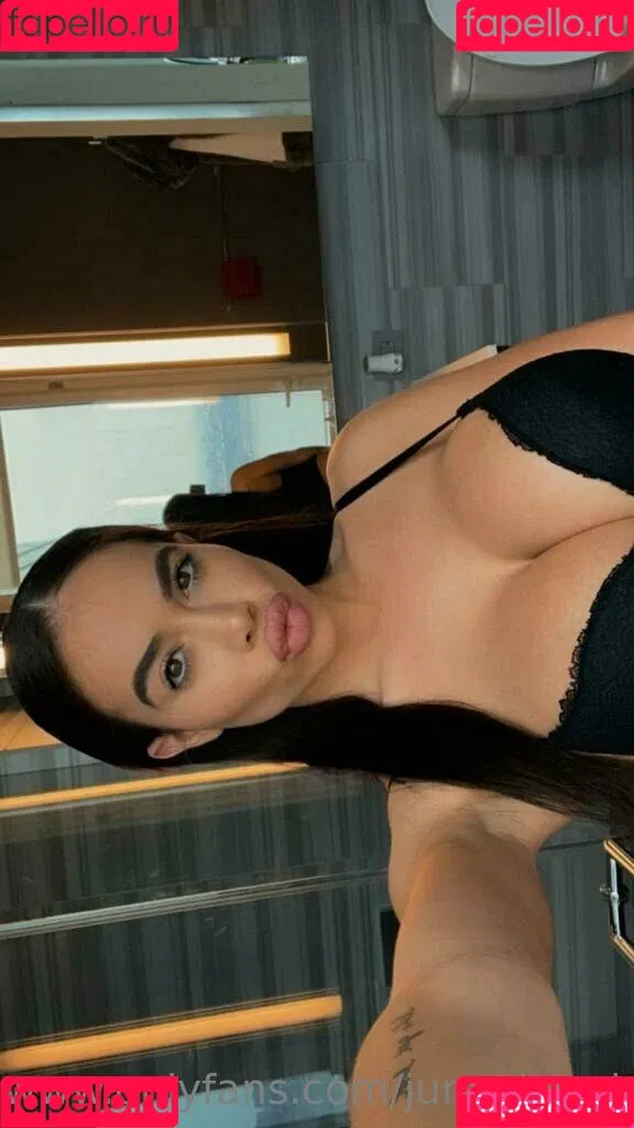 junevictoria Onlyfans Photo Gallery 