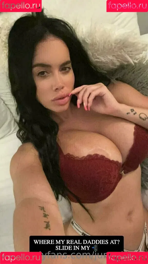 junevictoria Onlyfans Photo Gallery 
