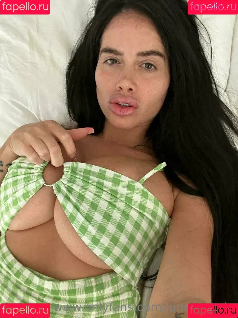 junevictoria Onlyfans Photo Gallery 