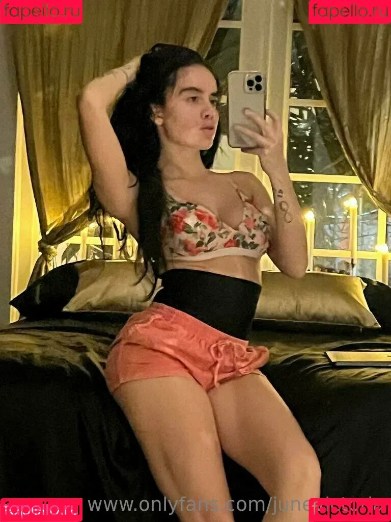 junevictoria Onlyfans Photo Gallery 