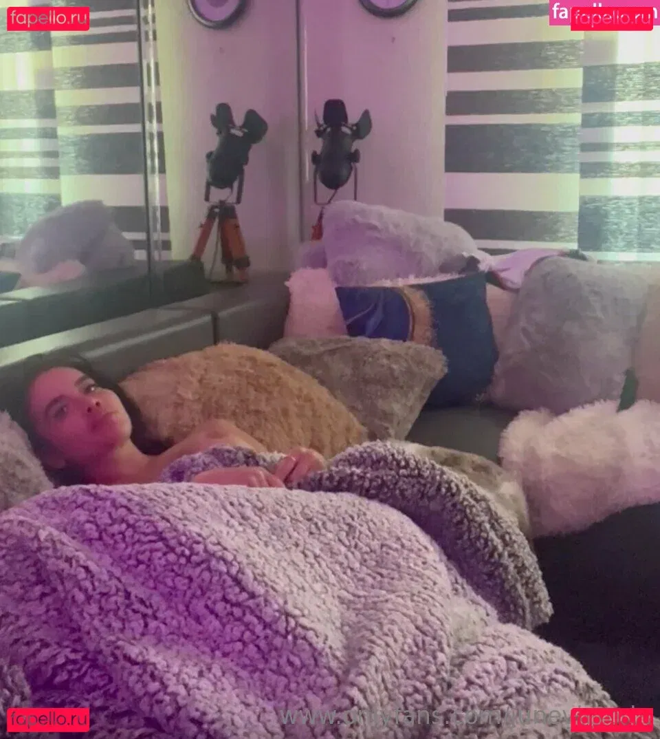 junevictoria Onlyfans Photo Gallery 