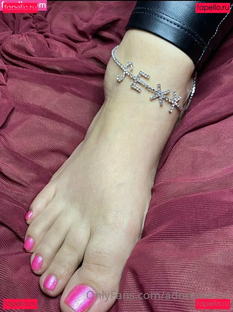 adoremetoo Onlyfans Photo Gallery 