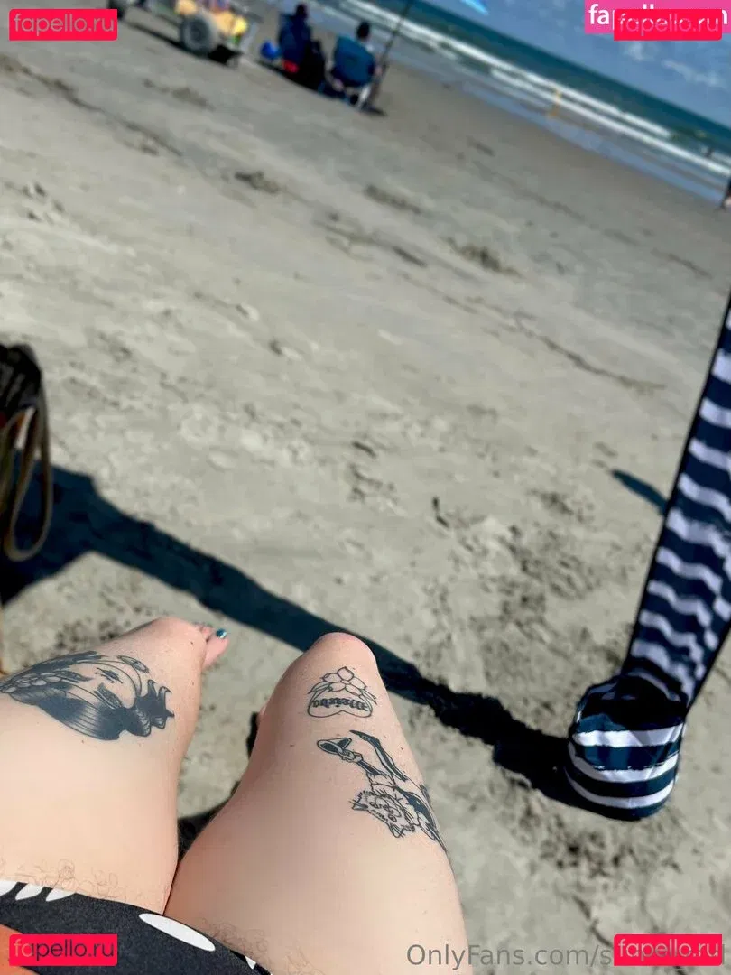 Sunni_red Onlyfans Photo Gallery 