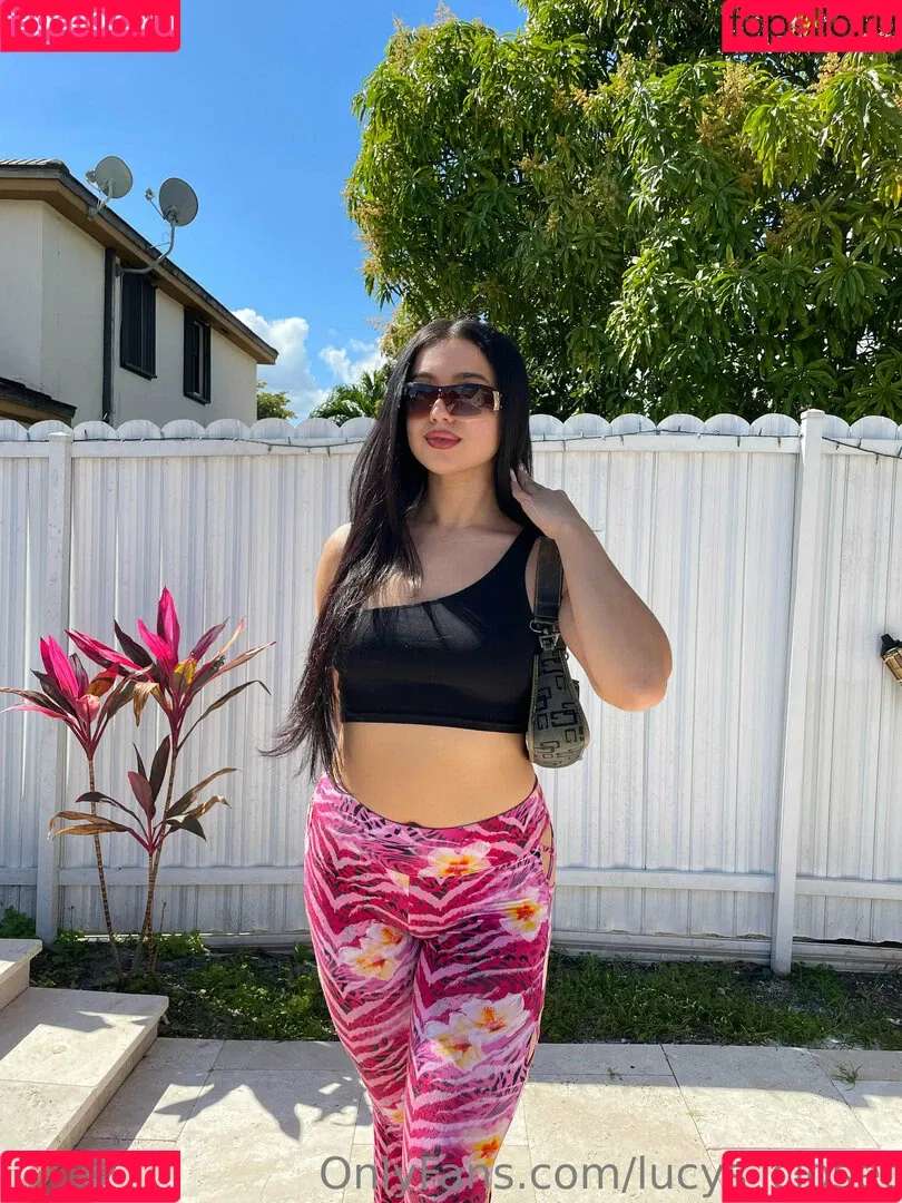 lucys_closet Onlyfans Photo Gallery 