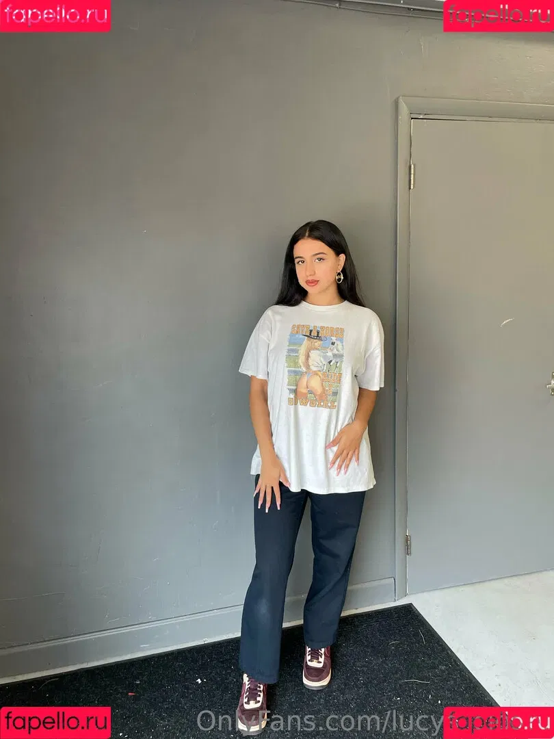 lucys_closet Onlyfans Photo Gallery 