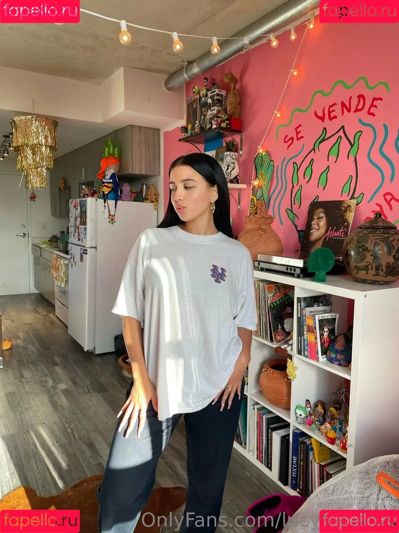 lucys_closet Onlyfans Photo Gallery 