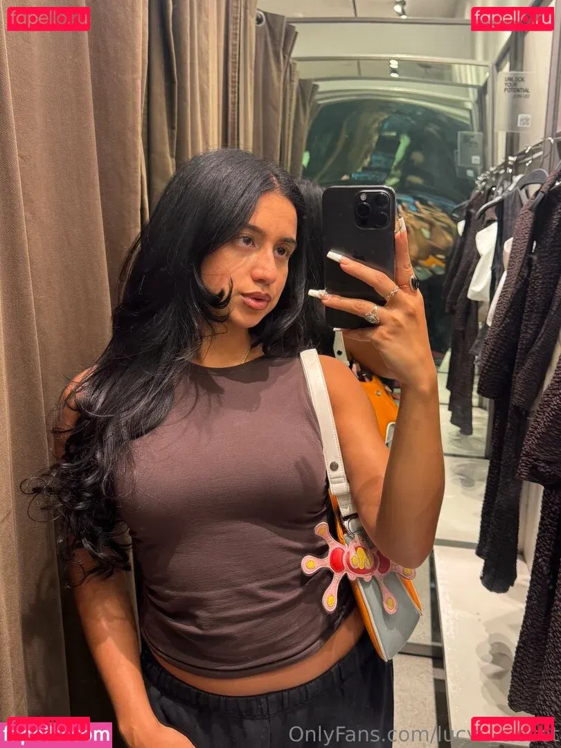 lucys_closet Onlyfans Photo Gallery 