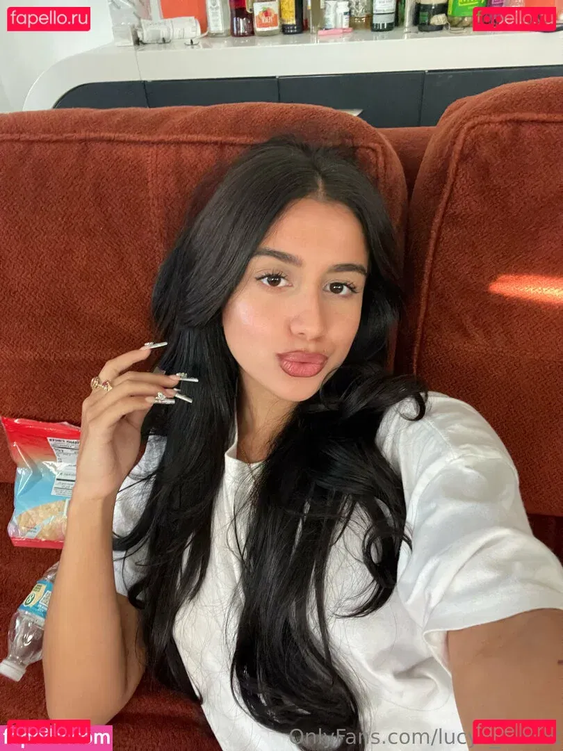 lucys_closet Onlyfans Photo Gallery 