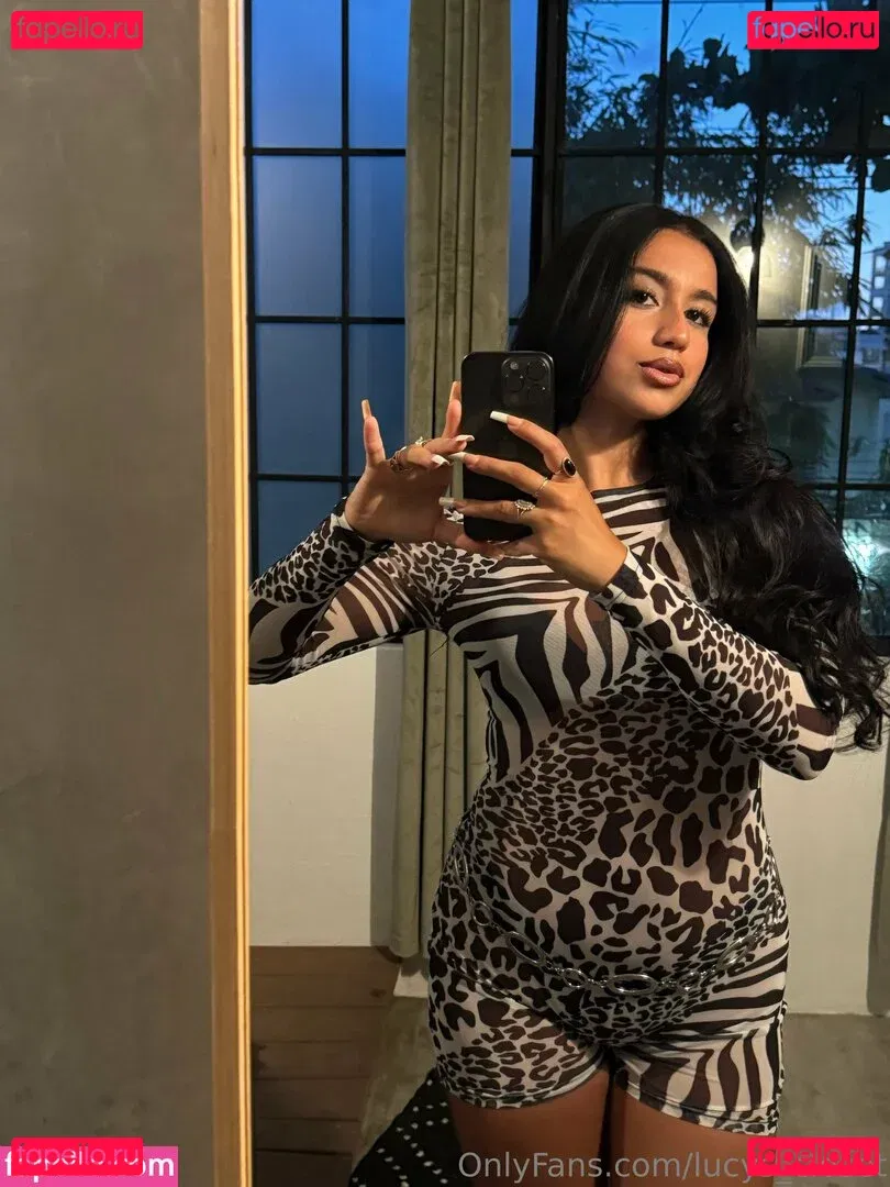 lucys_closet Onlyfans Photo Gallery 