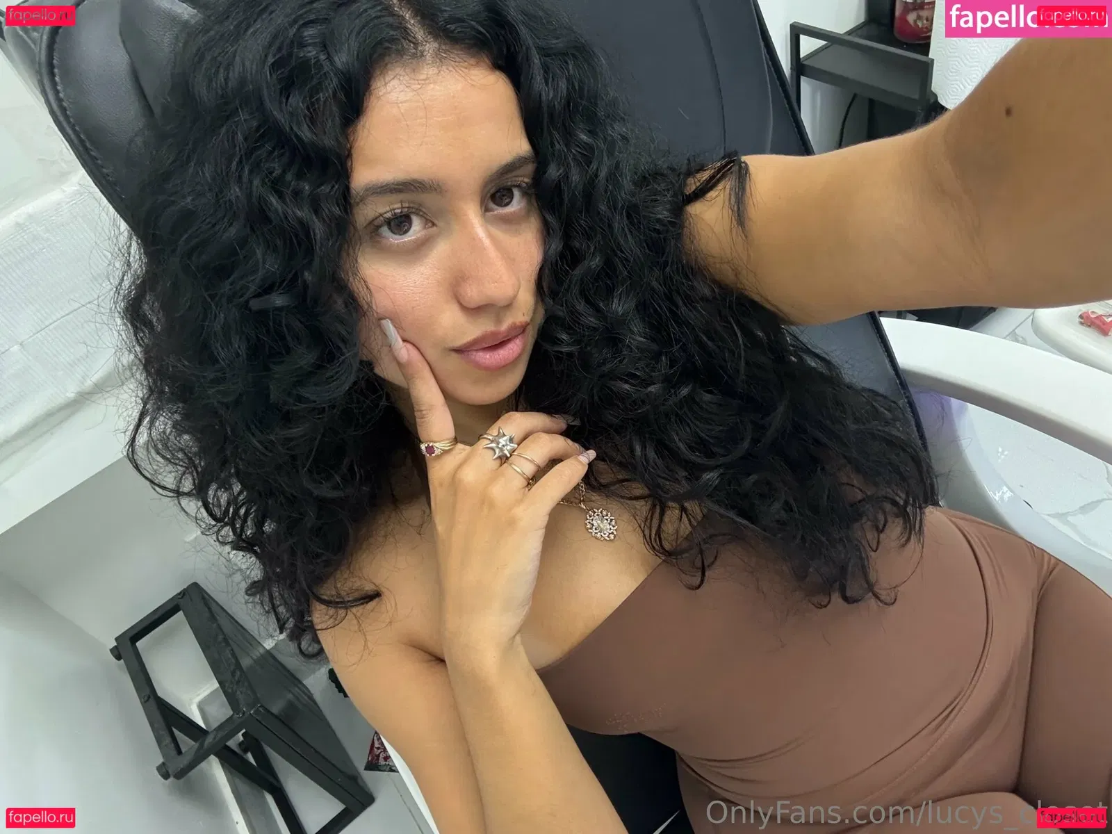 lucys_closet Onlyfans Photo Gallery 