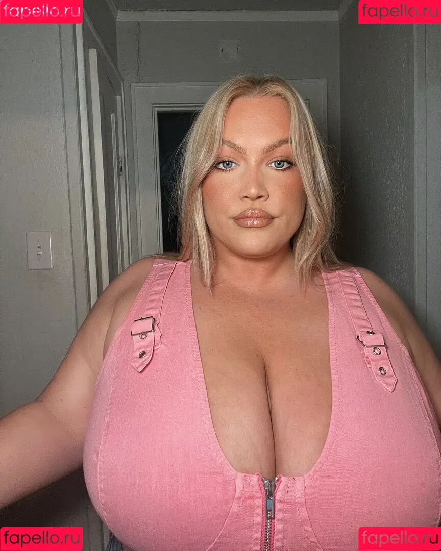 Hayden Onlyfans Photo Gallery 