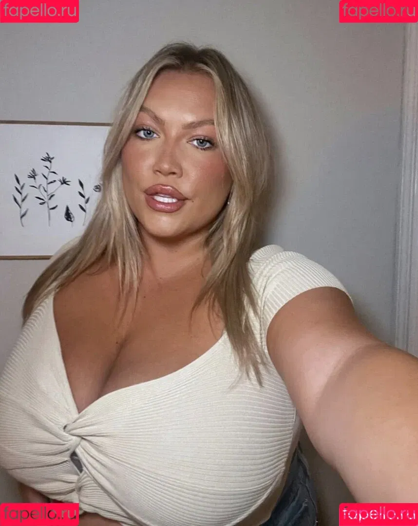 Hayden Onlyfans Photo Gallery 