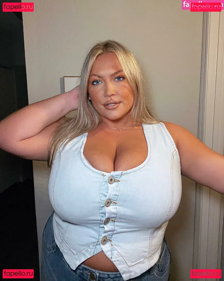 Hayden Onlyfans Photo Gallery 