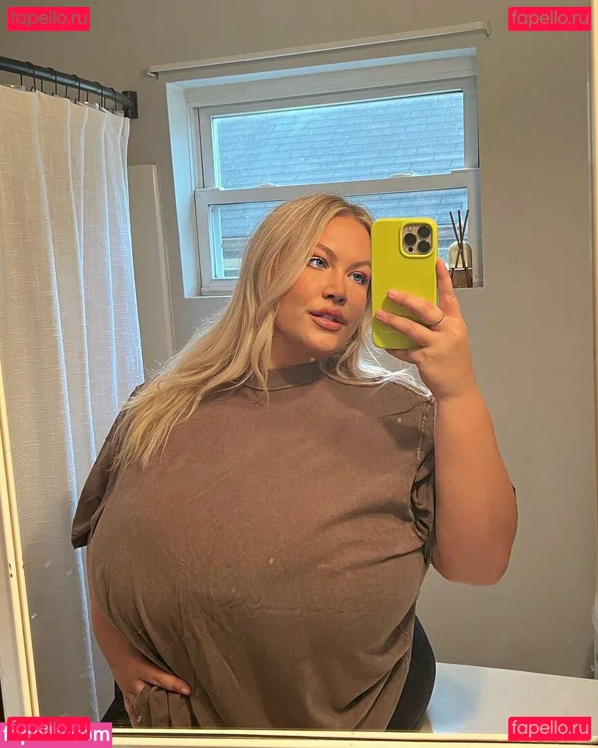 Hayden Onlyfans Photo Gallery 