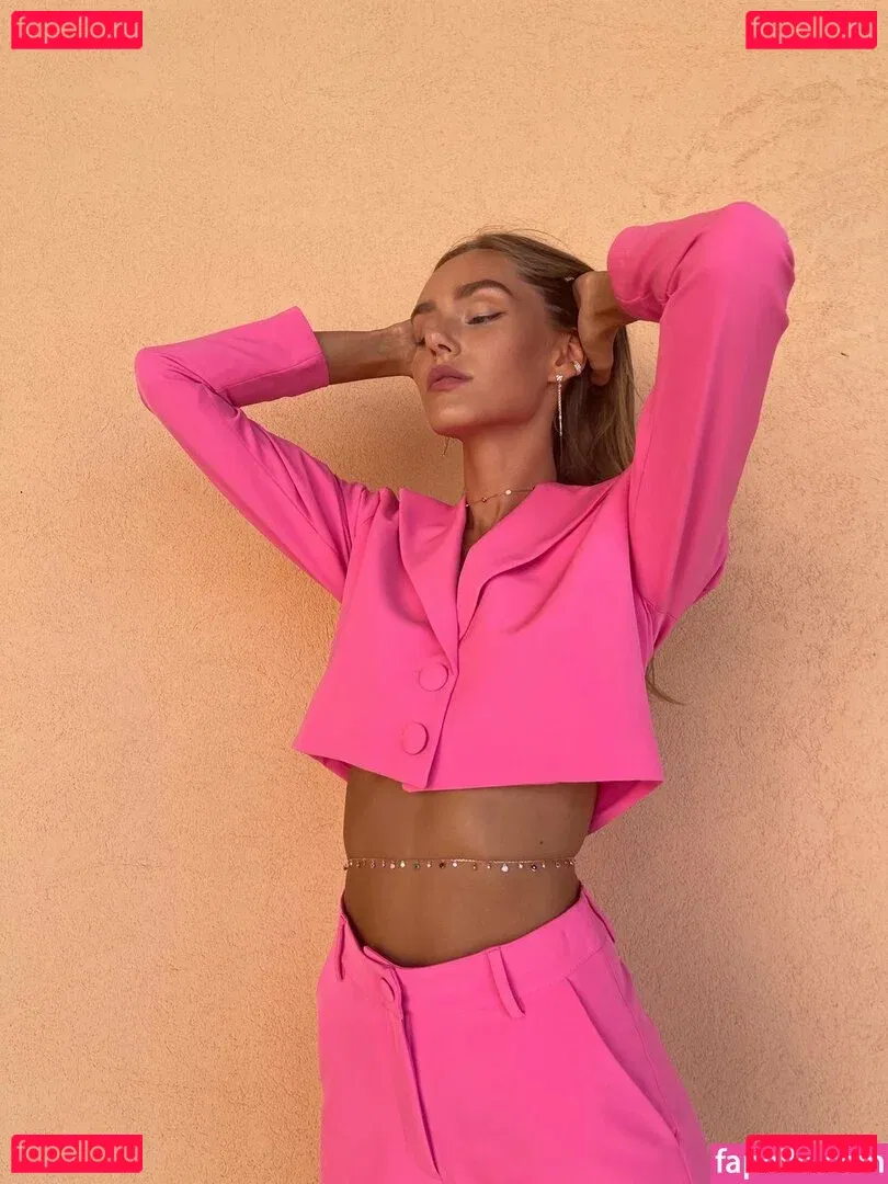 Navines Berkovich Onlyfans Photo Gallery 