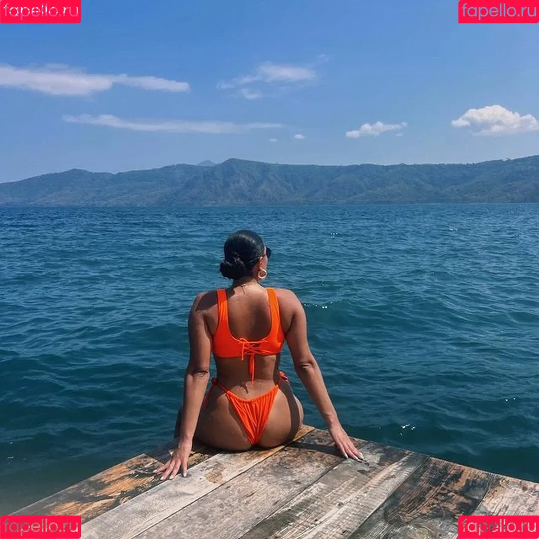 La_irais Onlyfans Photo Gallery 