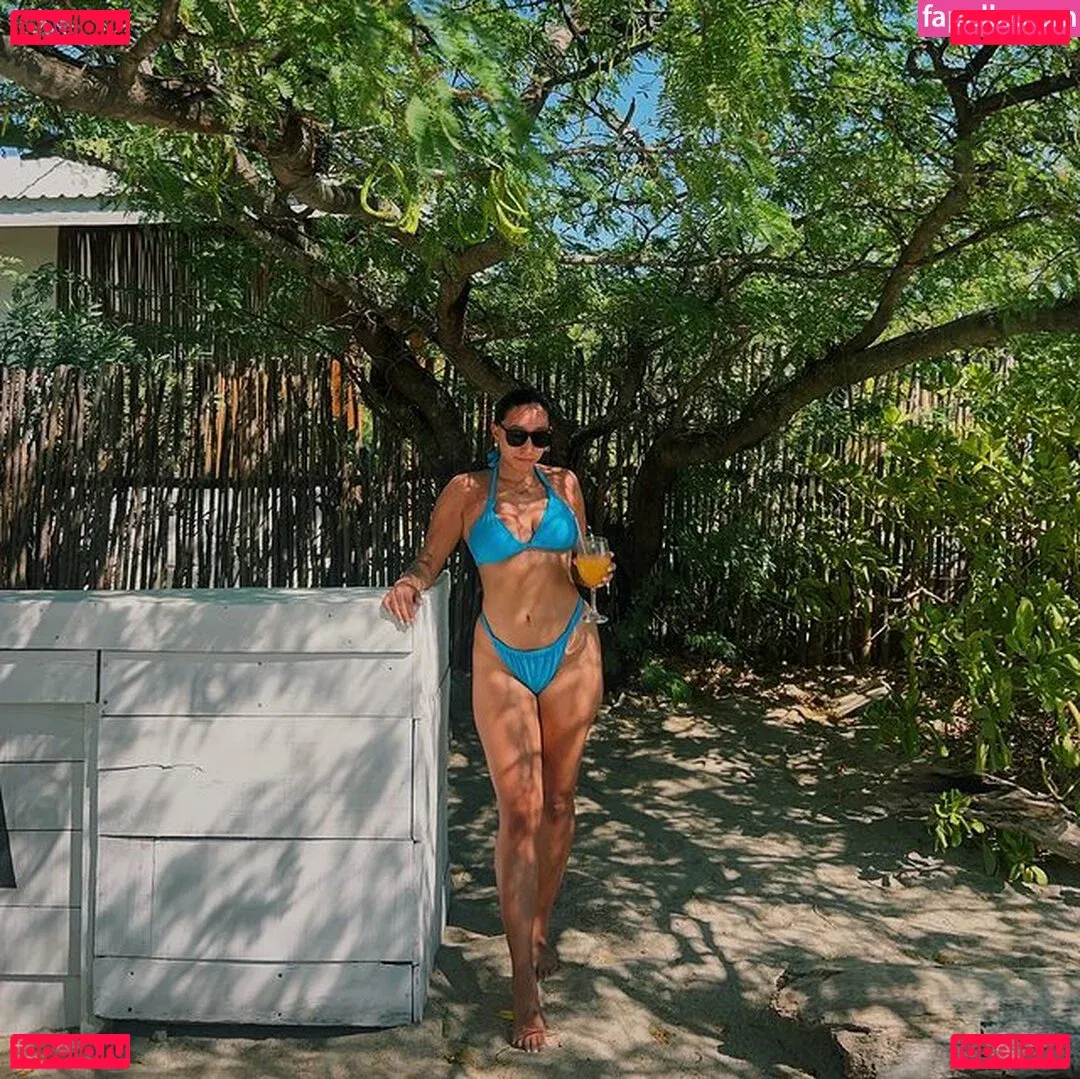 La_irais Onlyfans Photo Gallery 